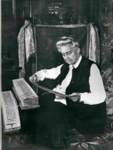 NL d'été #3 : Le voyage. Photo de Orientaliste, journaliste et féministe, Alexandra David-Néel