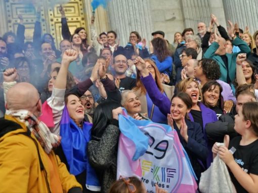 Le 16 février 2023, le Parlement espagnol adoptait la « loi d'égalité réelle et effective des personnes trans ».
