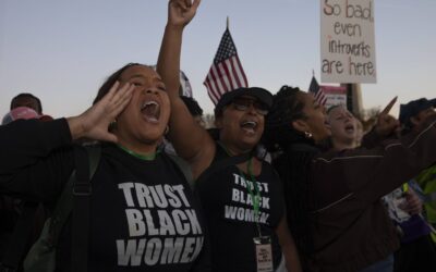 Kimberlé W.&nbsp;Crenshaw : «&nbsp;Nous ne sommes pas préparé·es à basculer dans un régime autoritaire&nbsp;»